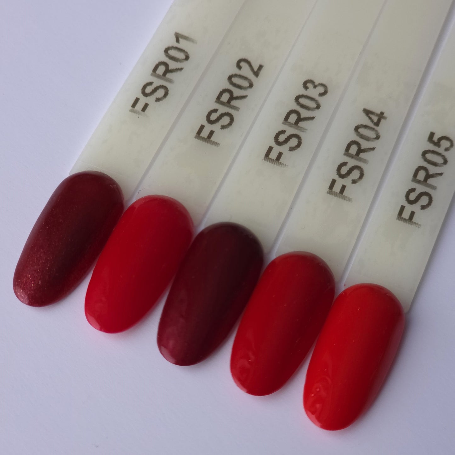 Urban Nails Fifty Shades of Red gelpolish FSR01 - 7,5 ml