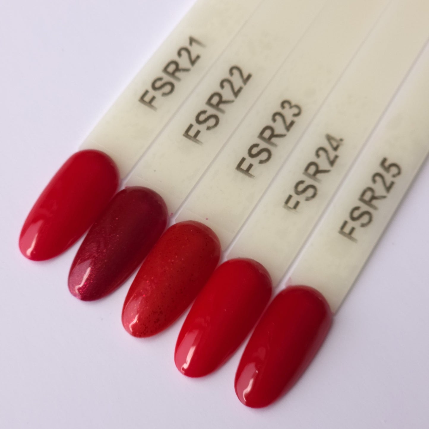 Urban Nails Fifty Shades of Red FSR21 - 7,5 ml