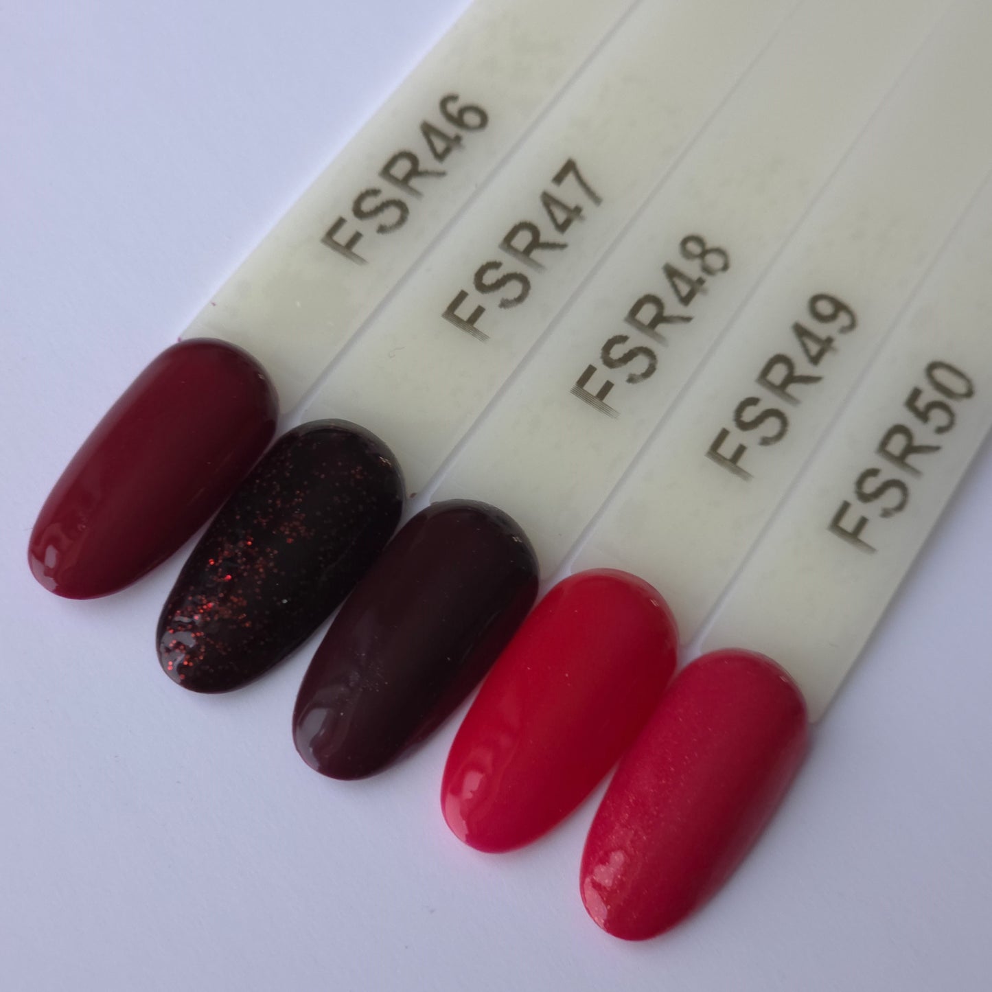 Urban Nails Fifty Shades of Red gelpolish FSR49 - 7,5 ml