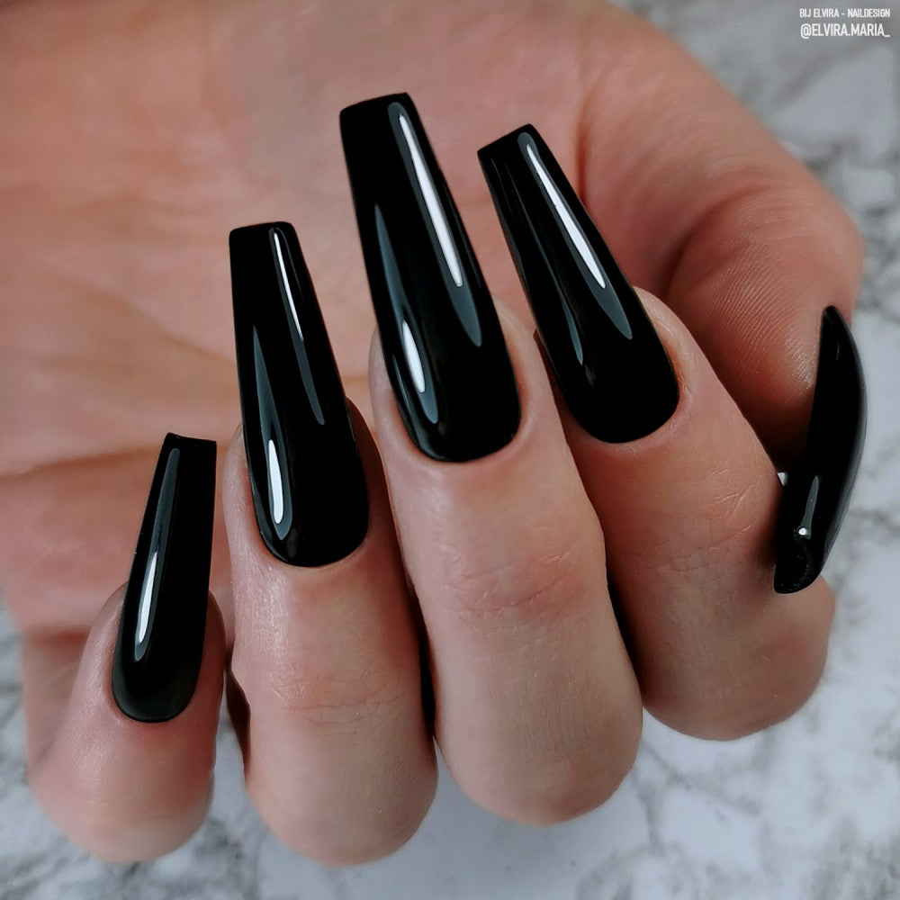 Abstract gelpolish Black Beauty - 7,5 ml
