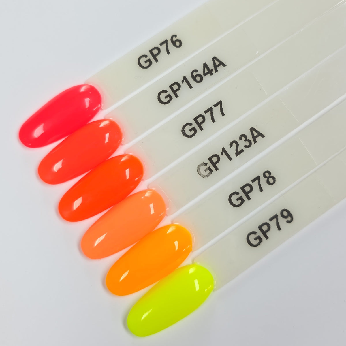 Urban Nails Gelpolish GP79 - 8 gram Fluogeel