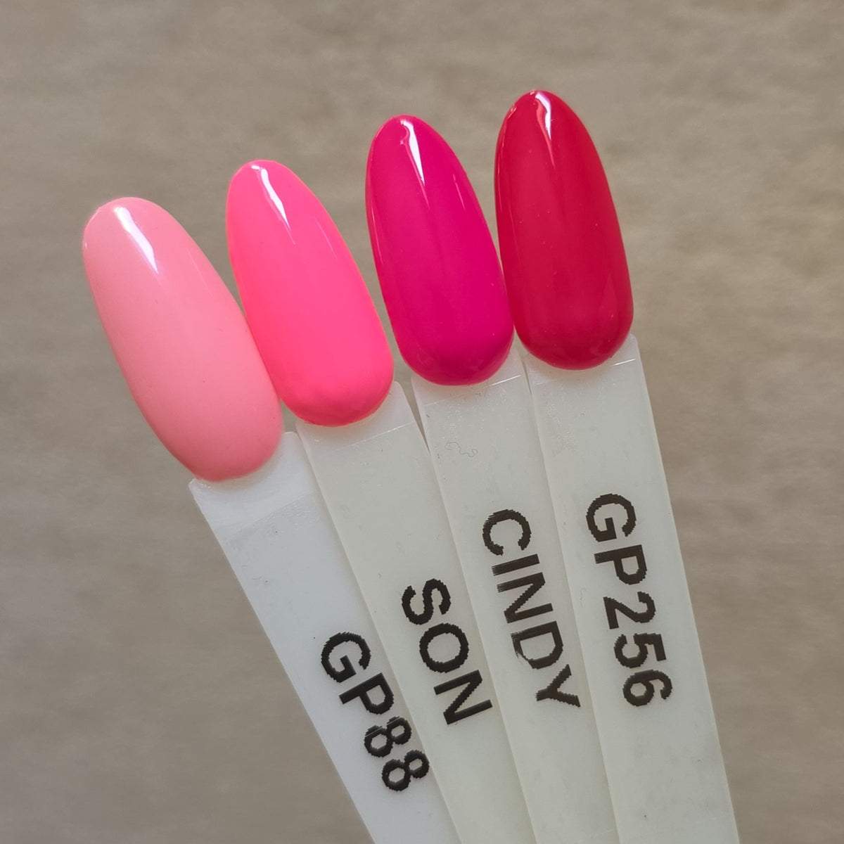 Urban Nails gelpolish Cindy - 8 gram
